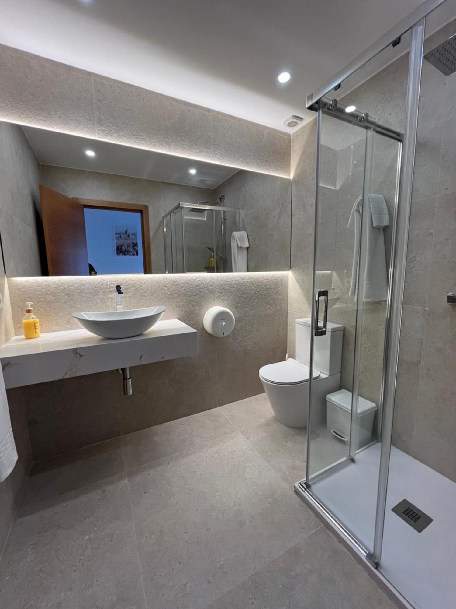 Hostal Parador De Los Llanos Torreorgaz ภายนอก รูปภาพ